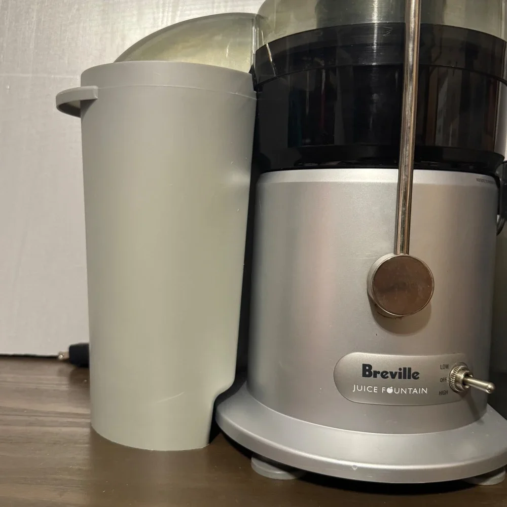 Breville Juice Fountain Plus JE95XL 850W Centrifugal Fruit Vegetable Juicer